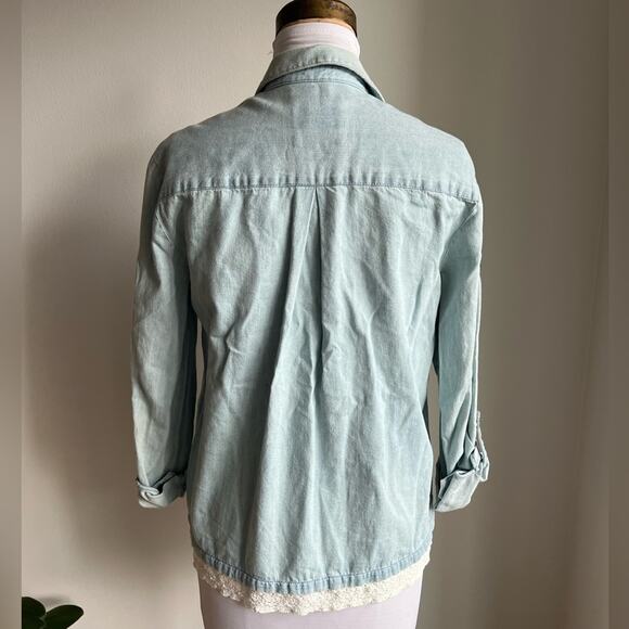 ANTHROPOLOGIE HOLDING HORSES CHAMBRAY DENIM EMBROIDERED BUTTON DOWN XS - Picture 4 of 11